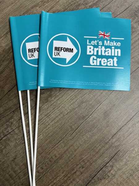Reform Direct-Small flags on Sticks (pack of 5)